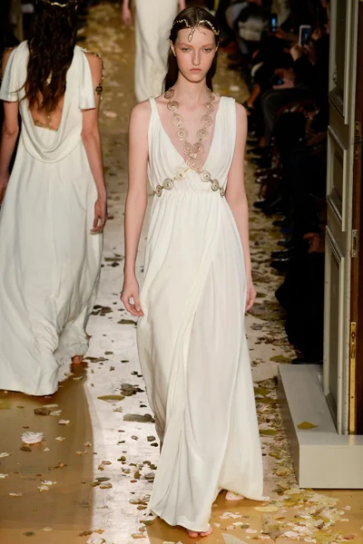 Look 52